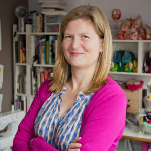 EH3A6854 square(web)